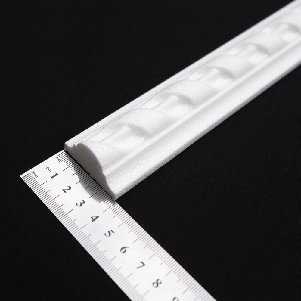 4 cm Genişlik 2 cm Yükseklikte Desenli Duvar Çıtası | STB-133